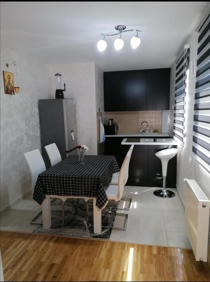 Nenadovic Apartman Ομπρένοβατς Εξωτερικό φωτογραφία